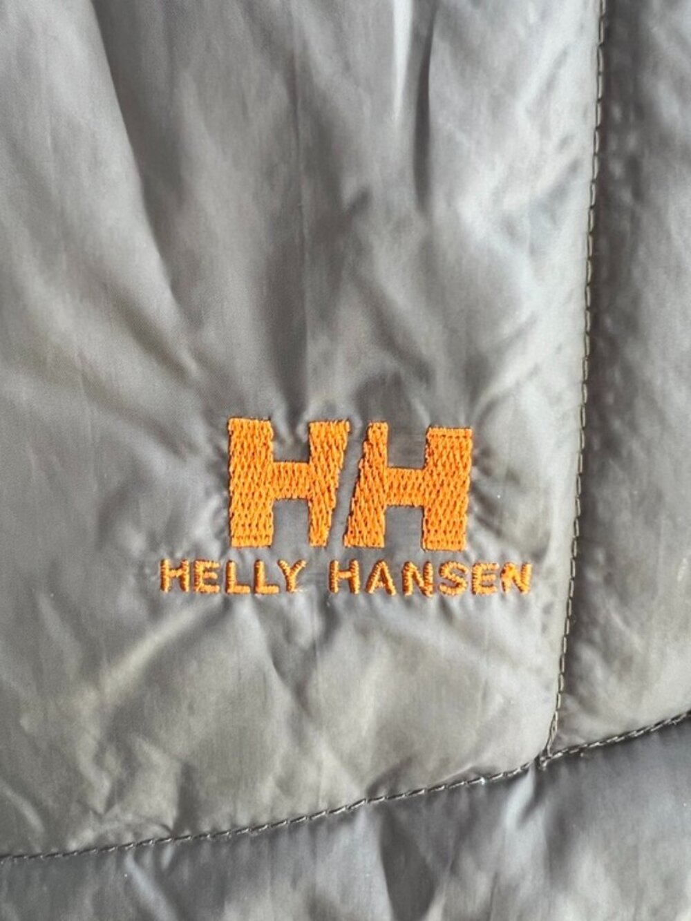 Helly Hansen Copper Mountain Ski Resort Insulated Vest - Picture 5 of 5